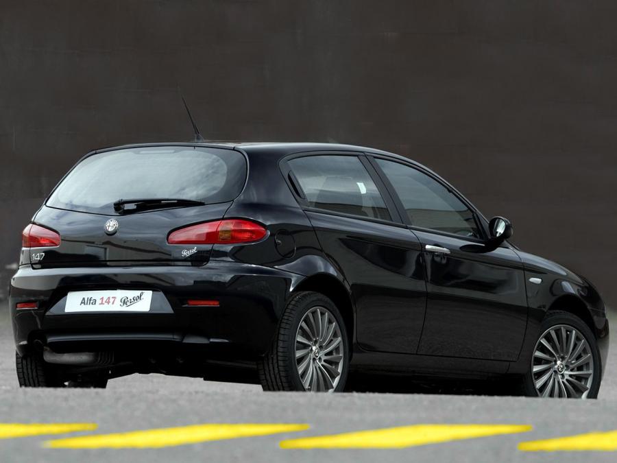  Alfa Romeo 147 Persol (937B) 2008 года  (фото 2 из 3)